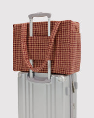 Small Cloud Carry-On Tan Houndstooth