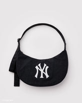Medium Nylon Crescent Bag New York Yankees™