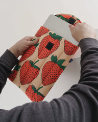 Puffy Laptop Sleeve 13"/14" Strawberry