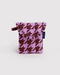 Puffy Earbuds Case Pink Houndstooth
